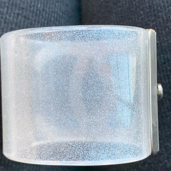 CHANEL 🤍 Rare Sparkle Bling Lucite Emerald Cut Crystal Cuff CC Logo Bracelet 🦄 - Picture 12 of 16